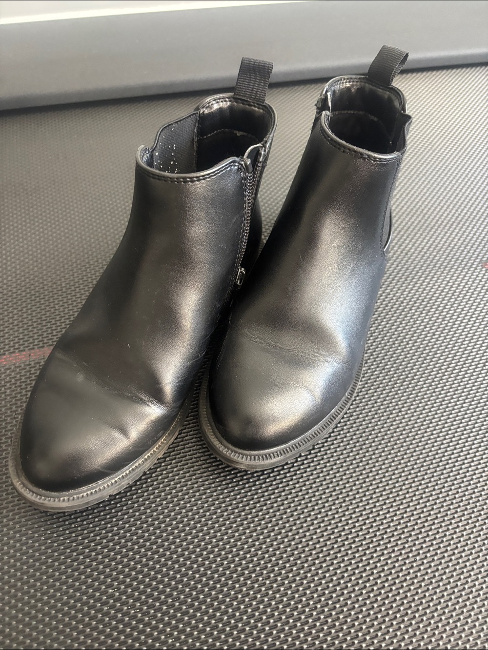 Girls Cat and Jack Chelsea Ankle Boots